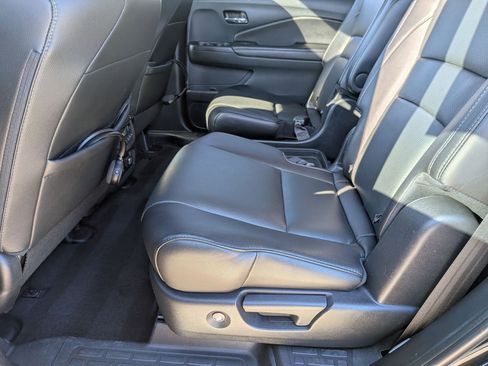 Certified 2020 Honda Pilot Elite image 24