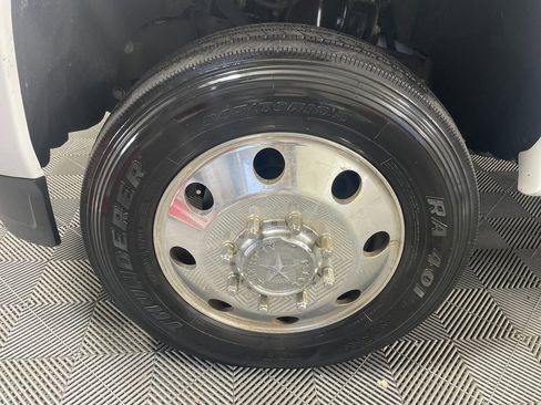 Used 2017 GMC Sierra 3500 Denali w/ Duramax Plus Package image 11