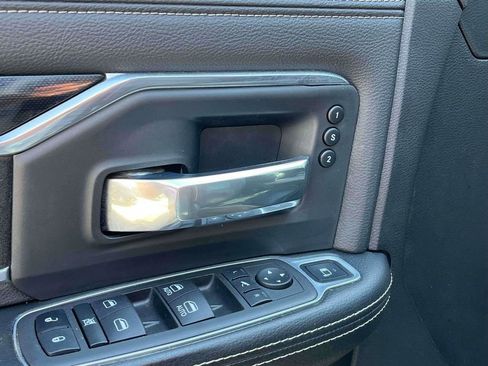 Used 2022 RAM 2500 Laramie AWD/4WD image 14