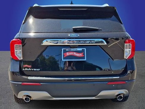 Used 2024 Ford Explorer Limited w/ Limited Technology Package RWD image 5