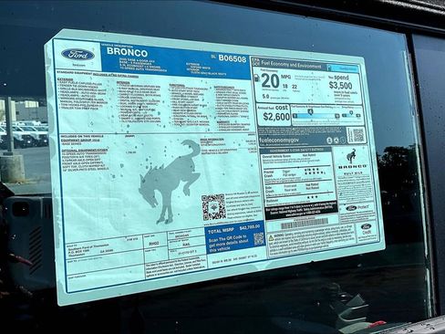 New 2025 Ford Bronco 4-Door image 14