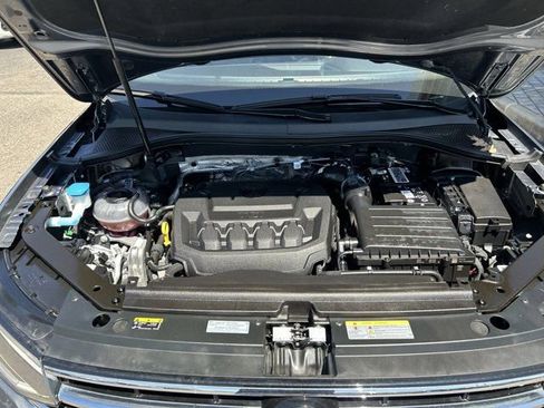 Certified 2023 Volkswagen Tiguan SE AWD/4WD image 27