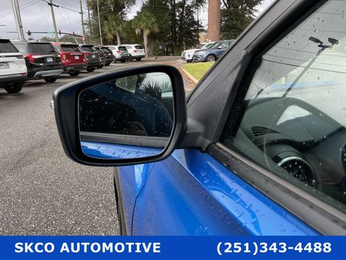 Used 2022 Nissan Kicks SR image 10