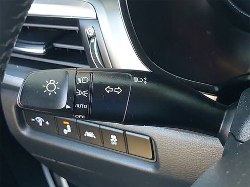 Certified 2022 Kia Telluride LX image 22