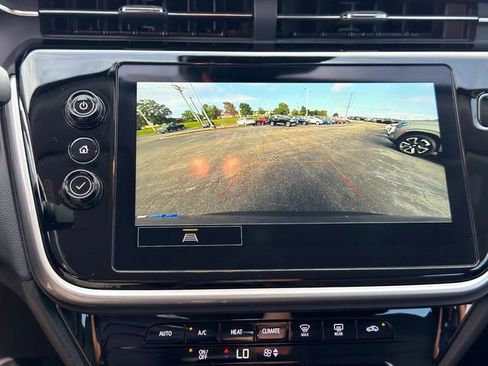 Used 2022 Chevrolet Bolt EUV LT w/ Driver Confidence Package FWD image 30
