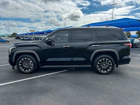 Used 2025 Toyota Sequoia Limited w/ Tow Technology Package AWD/4WD image 9