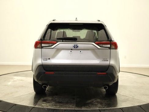 Used 2021 Toyota RAV4 AWD Hybrid image 4