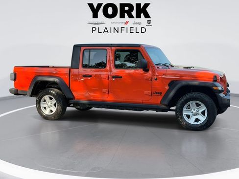 Used 2020 Jeep Gladiator Sport w/ Quick Order Package 24S AWD/4WD image 4