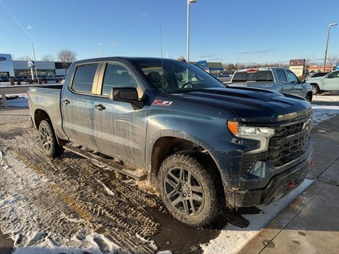 Used 2023 Chevrolet Silverado 1500 LT Trail Boss w/ Protection Package image 3
