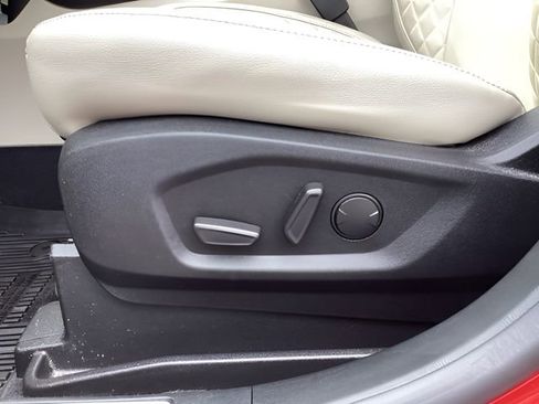 Used 2024 Ford Edge Titanium w/ Titanium Elite Package image 16