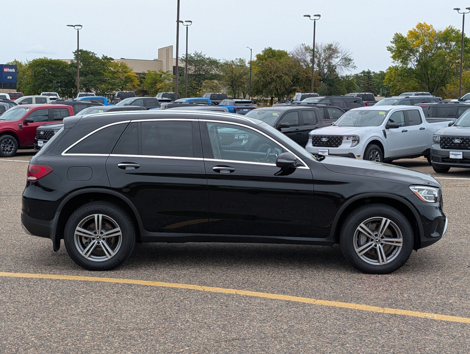Used 2022 Mercedes-Benz GLC 300 4MATIC image 6