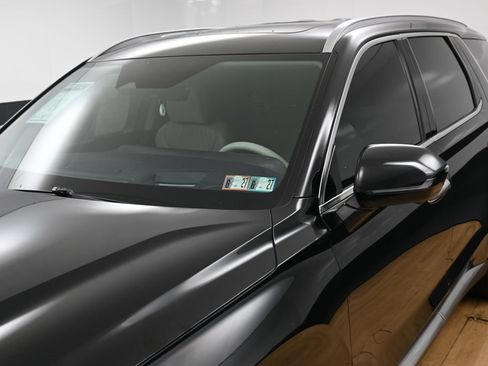 Used 2023 Hyundai Palisade Limited w/ Cargo Package FWD image 13
