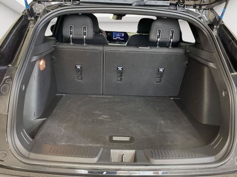 Certified 2024 Chevrolet Trax RS w/ Driver Confidence Package FWD image 8
