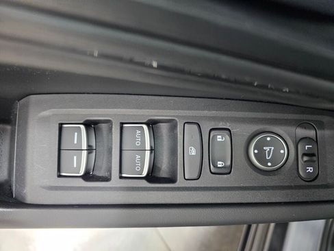 Certified 2024 Honda Accord EX-L image 25
