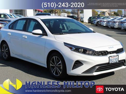 Used 2023 Kia Forte LXS image 5