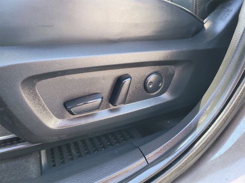 Used 2022 Mitsubishi Outlander SEL image 20