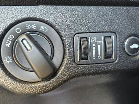 Used 2019 Dodge Challenger SXT RWD image 48