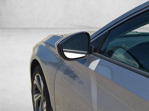 Used 2018 Honda Accord EX image 14