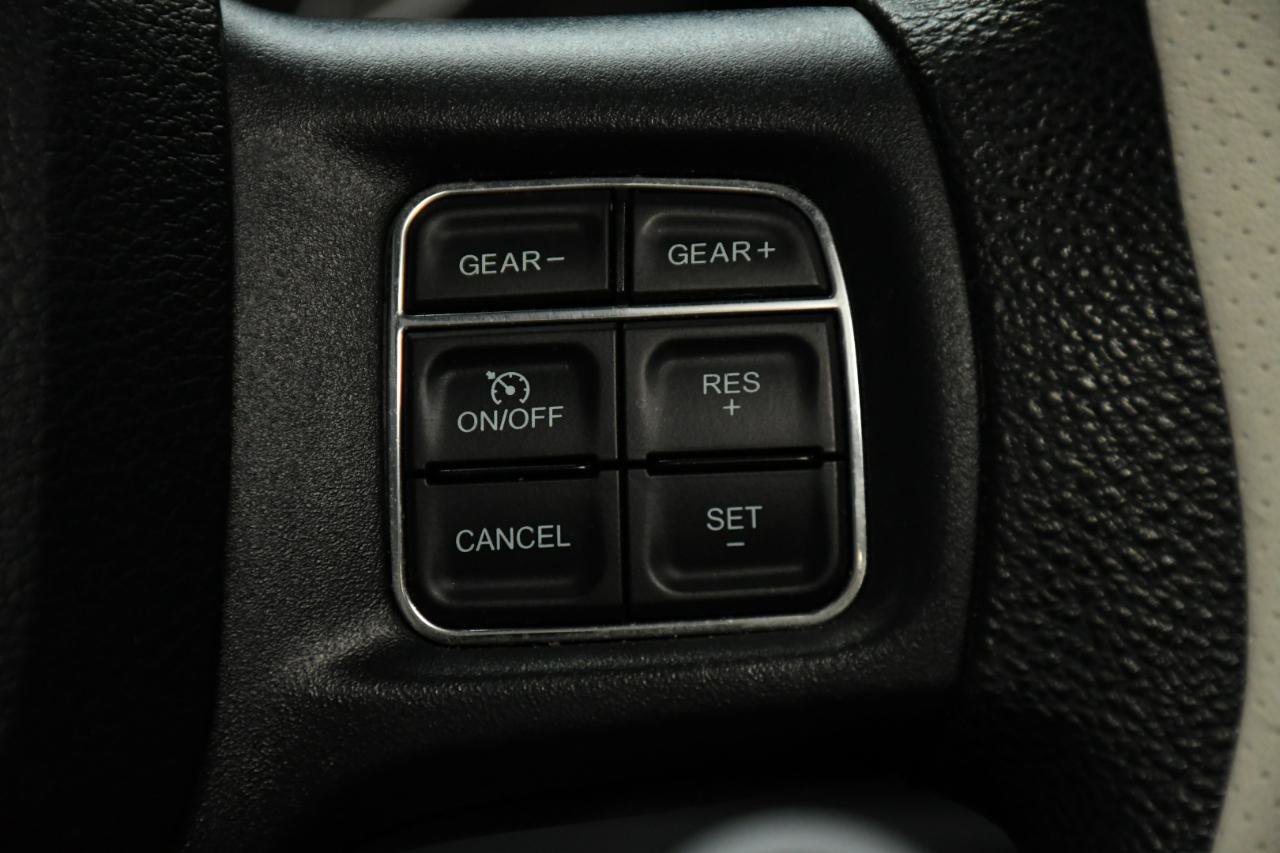Used 2017 RAM 1500 Express AWD/4WD image 22