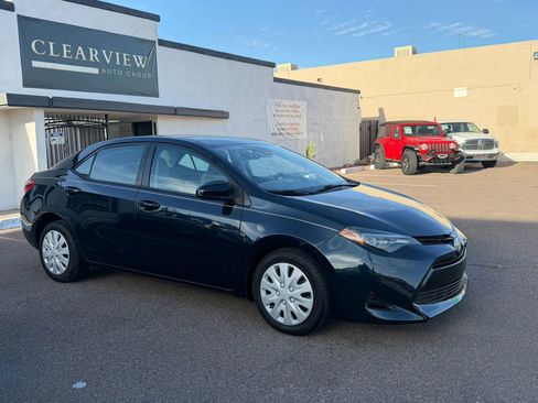 Used 2018 Toyota Corolla LE FWD image 9