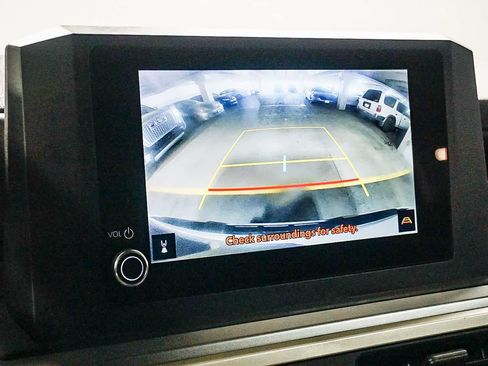 Certified 2025 Toyota Tacoma SR5 image 25