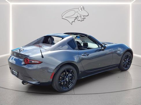 Used 2021 MAZDA MX-5 Miata RF Club RWD image 5