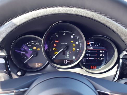 New 2026 Porsche Macan AWD/4WD image 16