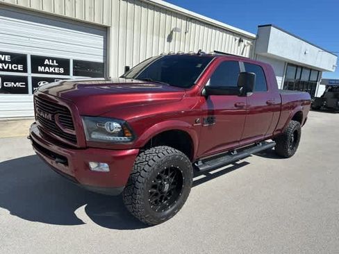 Used 2018 RAM 2500 Laramie w/ Sport Appearance Group image 12