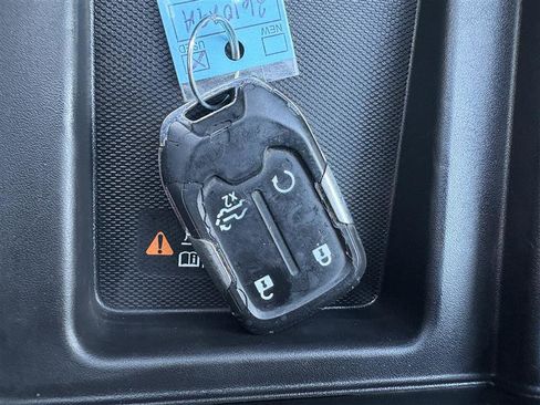 Used 2022 Chevrolet Silverado 3500 High Country w/ Technology Package image 27