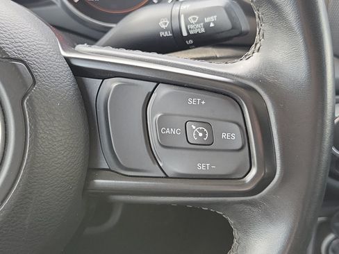 Used 2021 Jeep Gladiator Sport AWD/4WD image 25