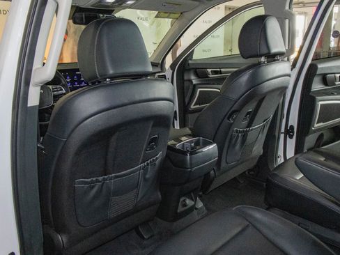 Used 2025 Kia Telluride S AWD/4WD image 10
