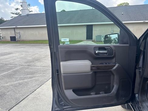 Used 2019 GMC Sierra 1500 SLE w/ SLE Value Package RWD image 10