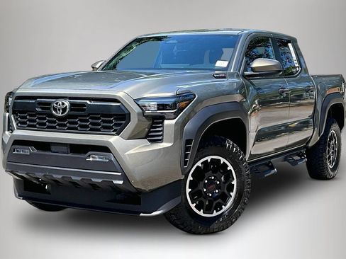 Used 2025 Toyota Tacoma TRD Off-Road AWD/4WD image 1