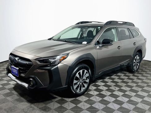 Used 2024 Subaru Outback Limited w/ Popular Package #2 AWD/4WD image 3