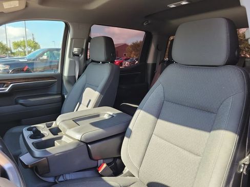 Used 2023 GMC Sierra 1500 SLE RWD image 14