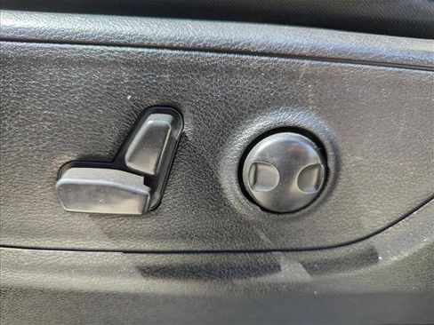 Used 2022 RAM 1500 Big Horn RWD image 24