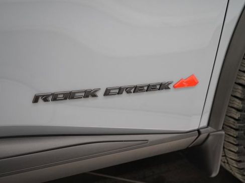 Used 2025 Nissan Rogue SV AWD/4WD image 58