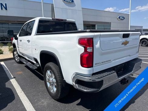 Used 2023 Chevrolet Silverado 3500 LTZ w/ LTZ Plus Package AWD/4WD image 9