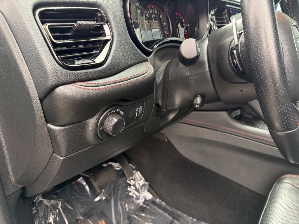 Used 2025 Dodge Durango GT AWD/4WD image 19