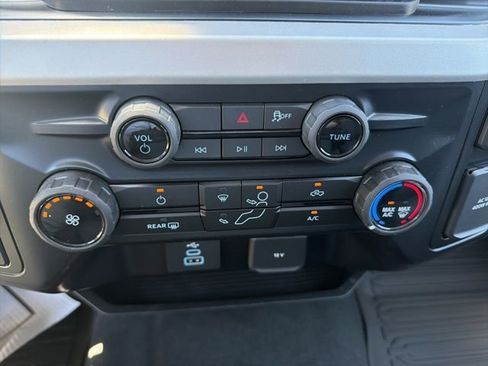New 2025 Ford F250 XLT w/ FX4 Off-Road Package AWD/4WD image 20