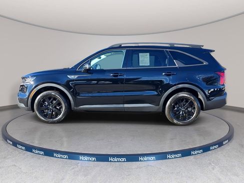 Used 2023 Kia Sorento S image 3