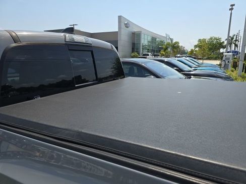 Used 2020 Toyota Tacoma SR5 image 6