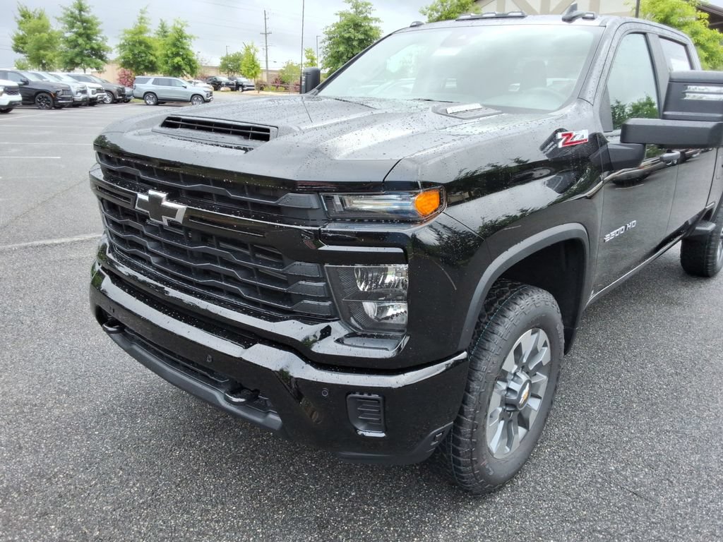 New 2026 Chevrolet Silverado 2500 Custom w/ Custom Value Package AWD/4WD image 9