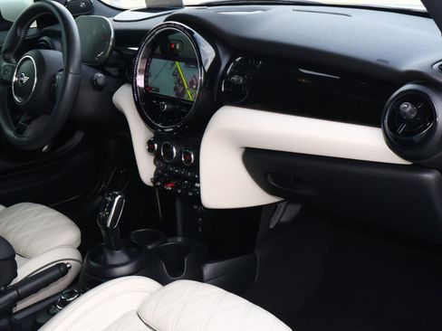 Used 2023 MINI Cooper S image 17