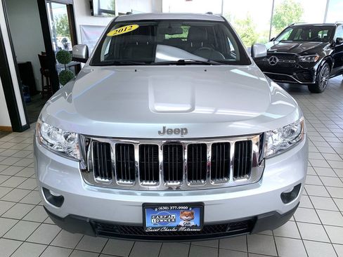 Used 2012 Jeep Grand Cherokee Laredo AWD/4WD image 4