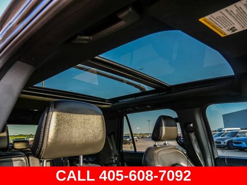 Used 2021 Ford Expedition Limited AWD/4WD image 19