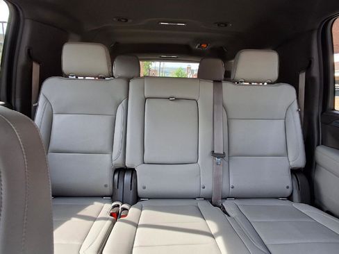 Used 2021 GMC Yukon XL SLT AWD/4WD image 13