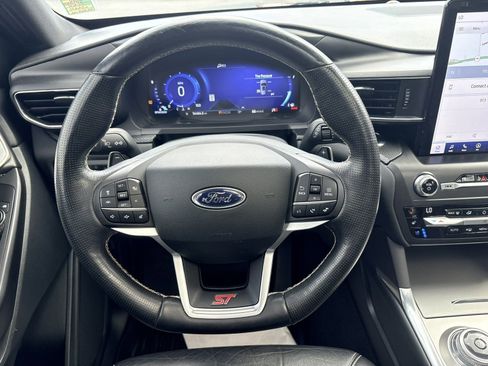 Used 2020 Ford Explorer ST w/ ST High-Performance Pack AWD/4WD image 22