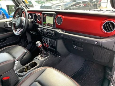 Used 2021 Jeep Wrangler Unlimited Rubicon AWD/4WD image 13