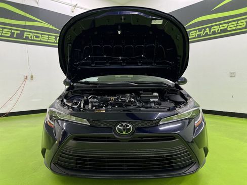 Used 2023 Toyota Corolla LE image 4